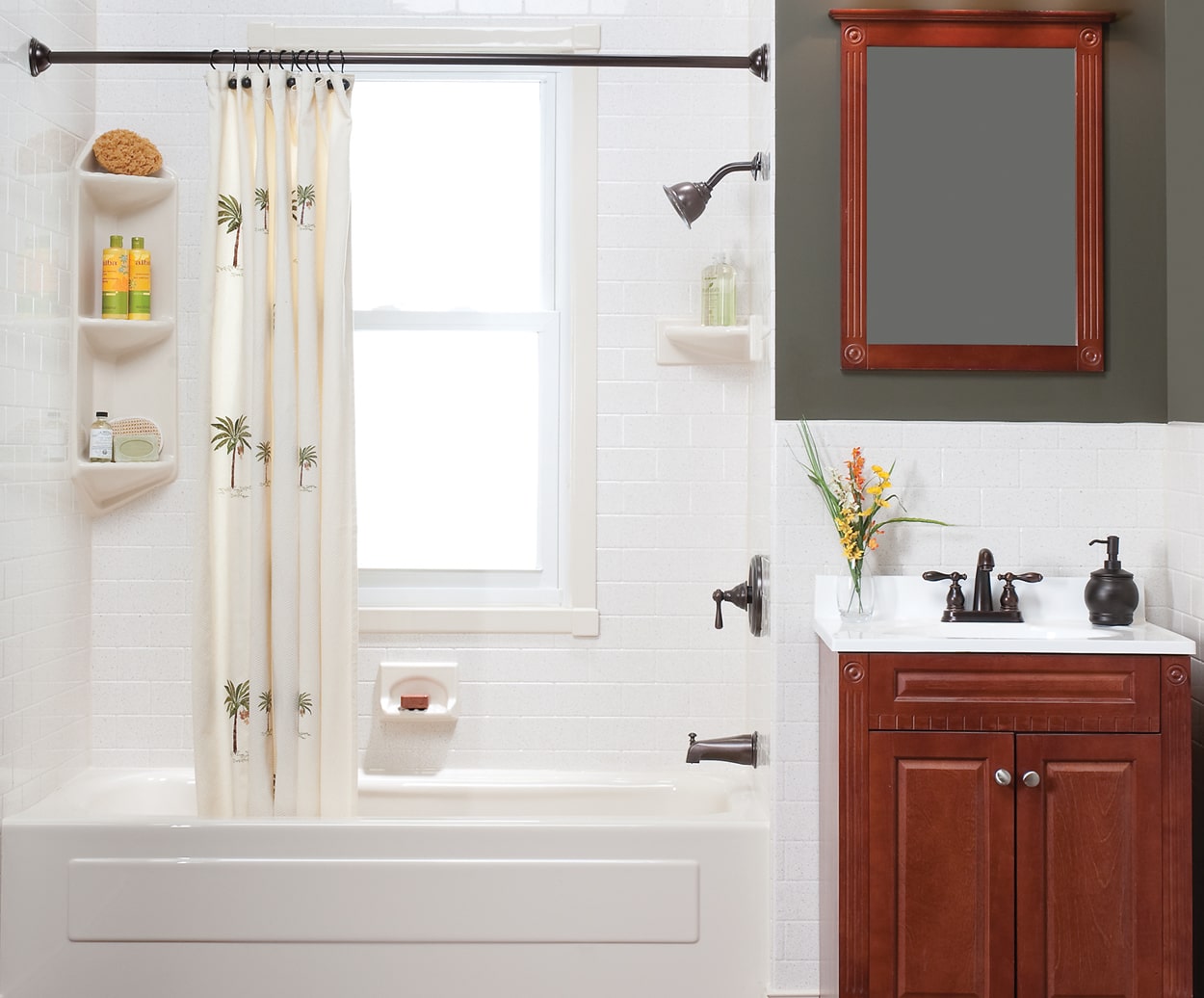 Small bathroom in a Dallas home after being remodeled.